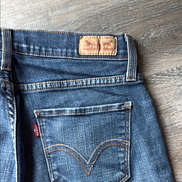 Levi’s Curvy Boot Cut  style 529 Blue Denim Jeans sz 8 - Picture 3 of 5